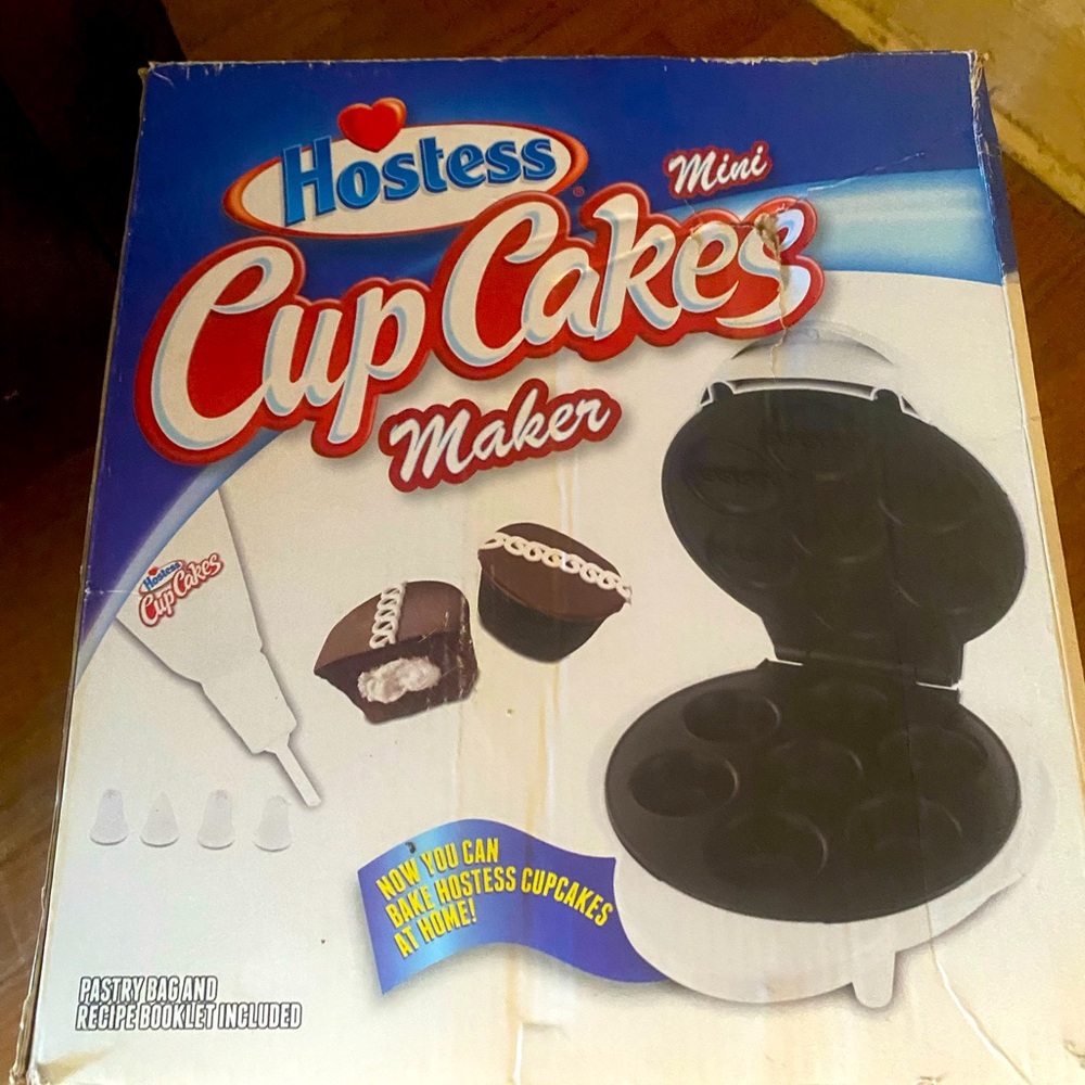 Hostess Cupcake and Twinkie Maker